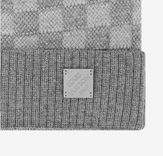 LV ‘Néo Petit Damier Grey Beanie & Scarf’