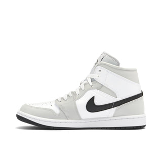 JORDAN 1 mid ‘LIGHT SMOKE GREY’